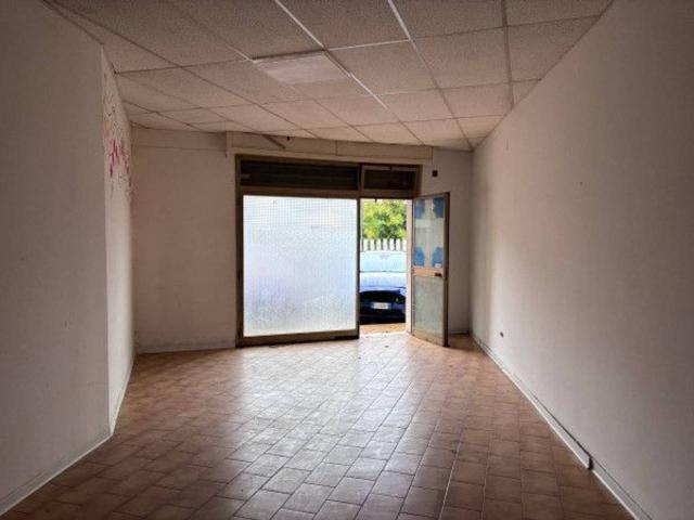 Negozio in vendita a Pescara