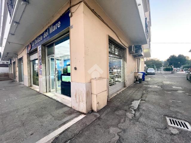 Negozio in vendita a Pescara