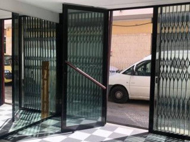 Negozio in vendita a Pescara