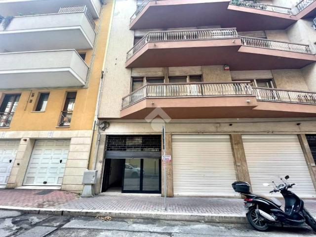Negozio in vendita a Pescara