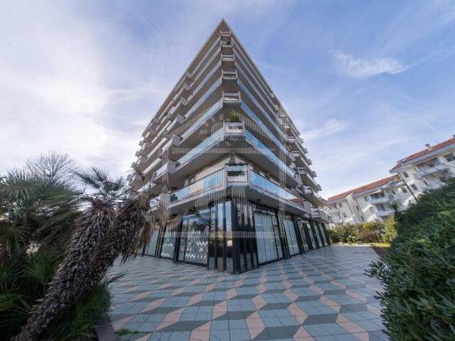 Negozio in vendita a Pescara