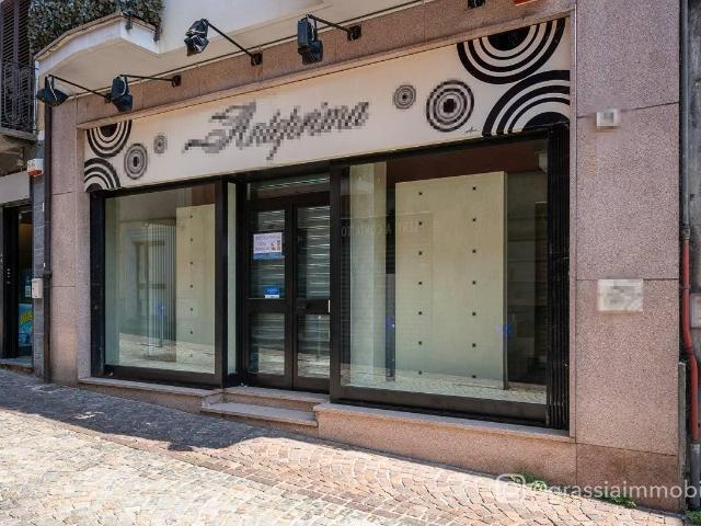 Negozio in vendita a Piossasco