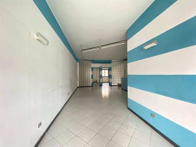Negozio in vendita a Piacenza
