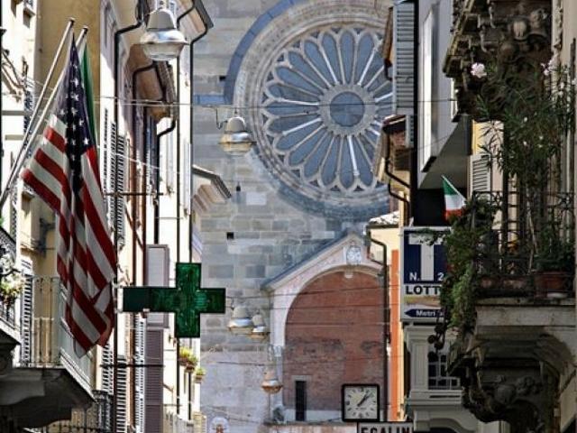 Negozio in vendita a Piacenza