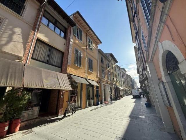 Negozio in vendita a Pietrasanta 42 mq Rif: 1395970