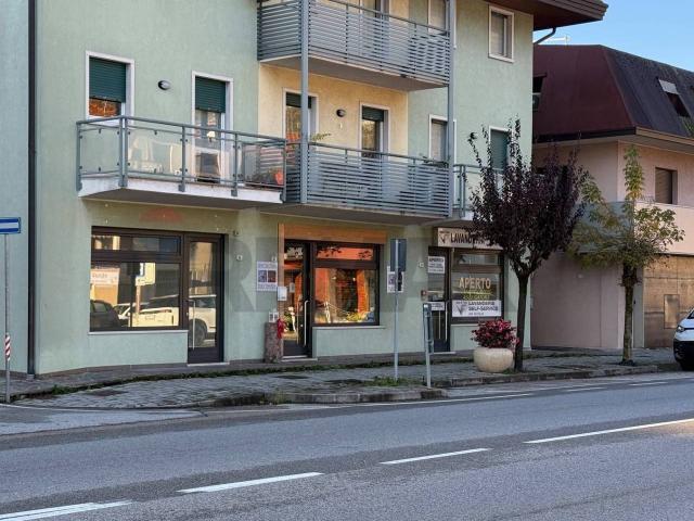 Negozio in vendita a Ponte Nelle Alpi