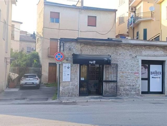 Negozio in vendita a Pontecorvo