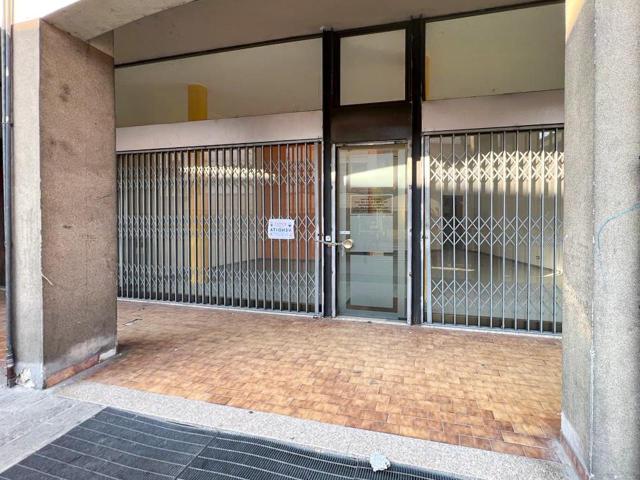 Negozio in vendita a Pontoglio