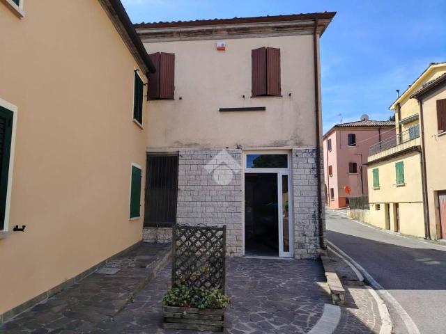Negozio in vendita a Poggio Torriana