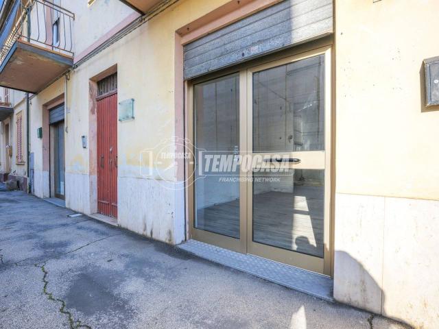 Negozio in vendita a Potenza Picena