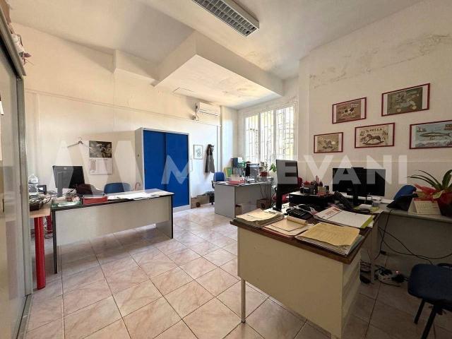 Negozio in vendita a Ragusa