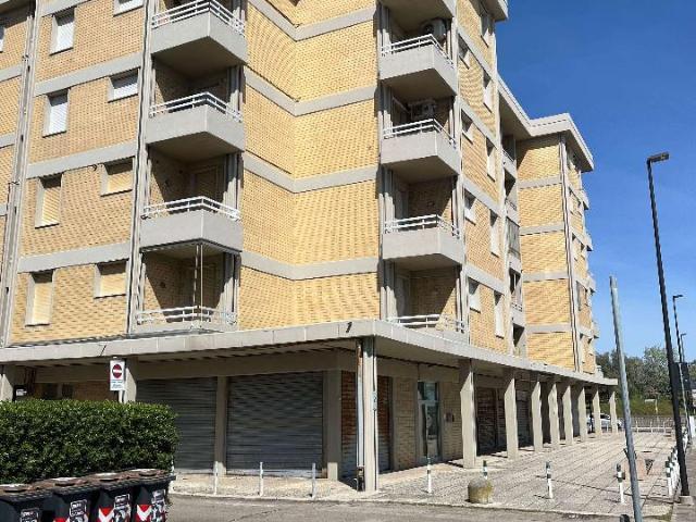 Negozio in vendita a Ravenna