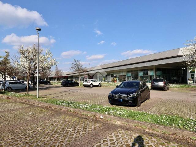 Negozio in vendita a Reggio Emilia