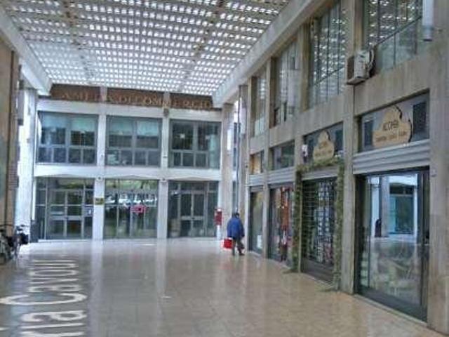 Negozio in vendita a Reggio Emilia