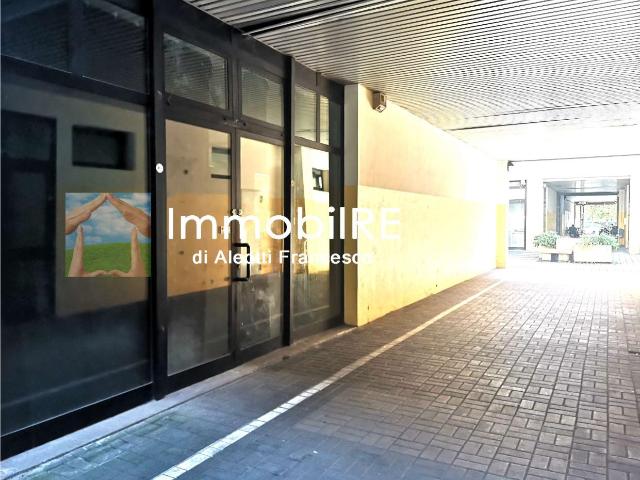 Negozio in vendita a Reggio Emilia