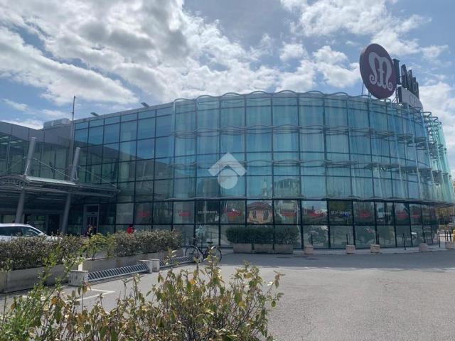 Negozio in vendita a Rimini
