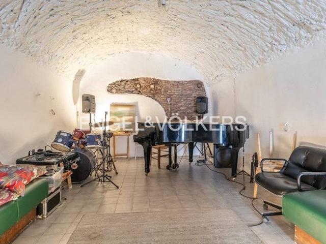 Negozio in vendita a Roma