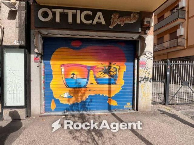 Negozio in vendita a Roma