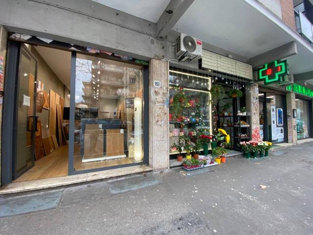 Negozio in vendita a Roma