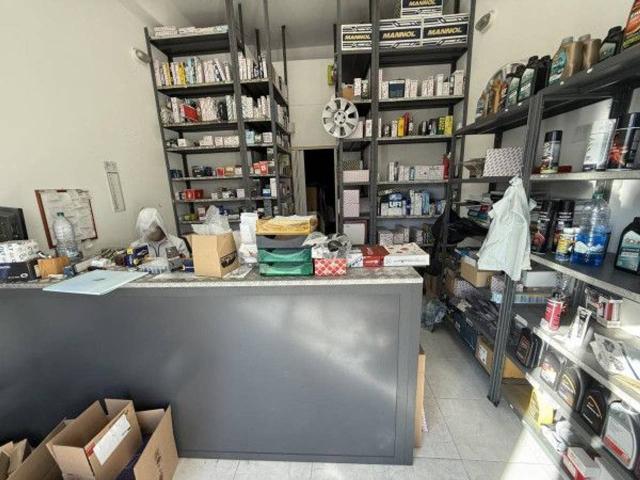 Negozio in vendita a Roma