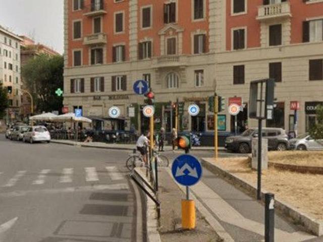 Negozio in vendita a Roma