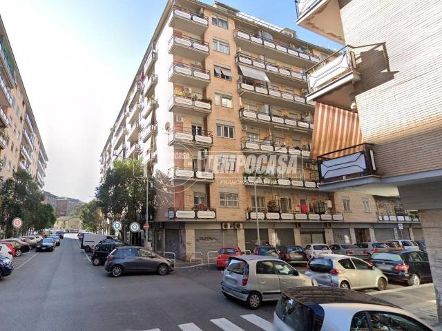 Negozio in vendita a Roma