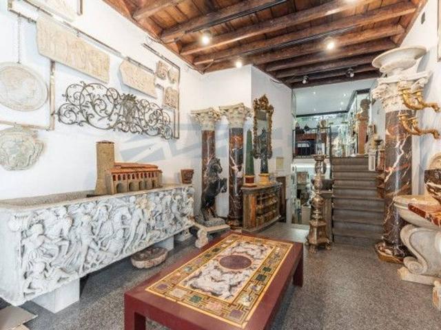 Negozio in vendita a Roma