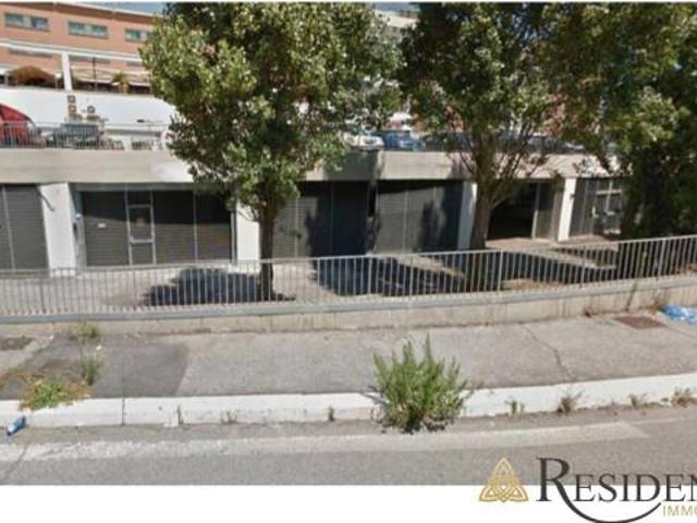 Negozio in vendita a Roma