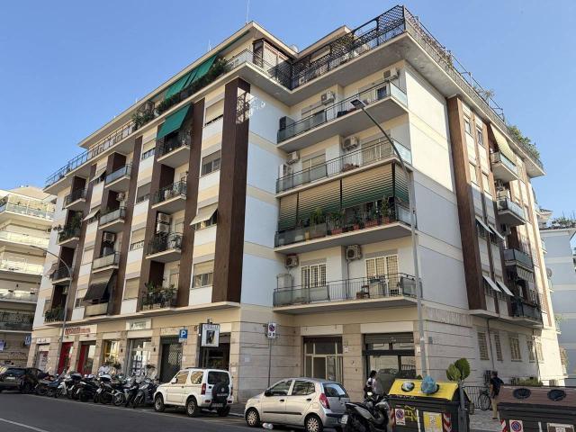 Negozio in vendita a Roma