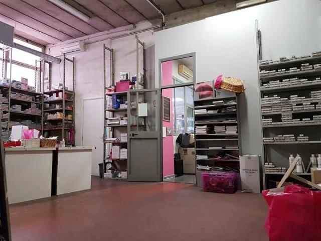 Negozio in vendita a Roma