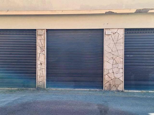 Negozio in vendita a Roma