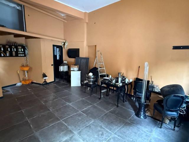 Negozio in vendita a Roma