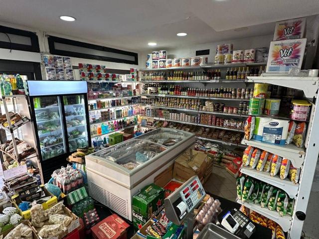 Negozio in vendita a Roma