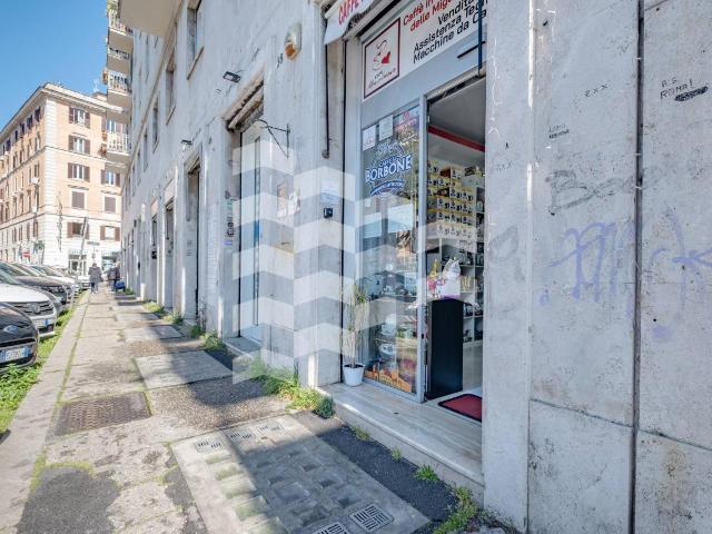 Negozio in vendita a Roma