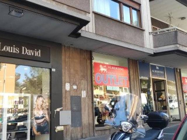 Negozio in vendita a Roma