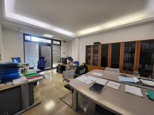 Negozio in vendita a Roma