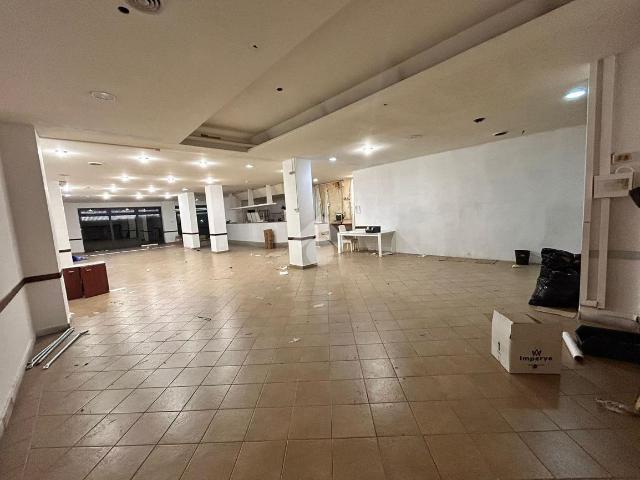 Negozio in vendita a Roma