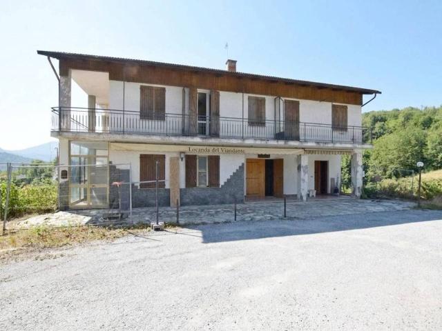 Negozio in vendita a Roccaforte Mondovi'