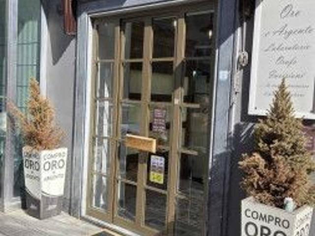 Negozio in vendita a Scafati