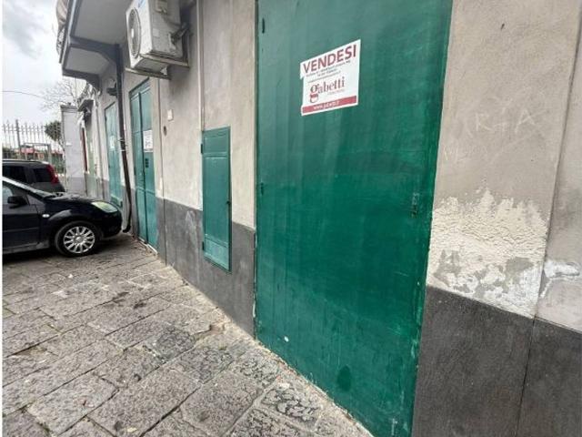 Negozio in vendita a Sant'Anastasia