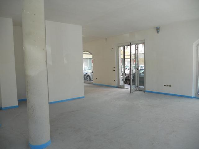 Negozio in vendita a San Benedetto Del Tronto