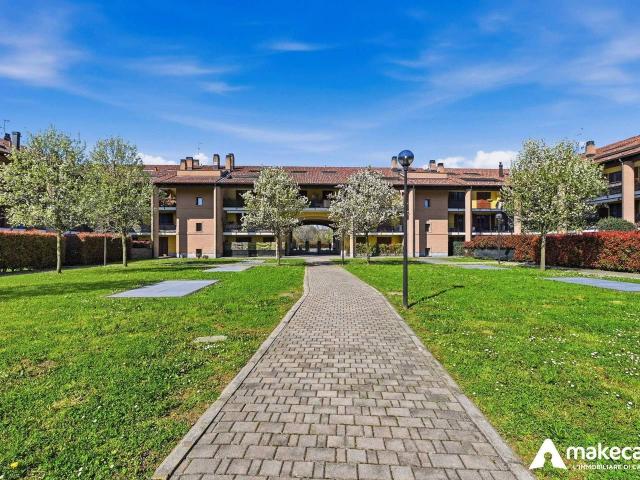 Negozio in vendita a San Giuliano Milanese