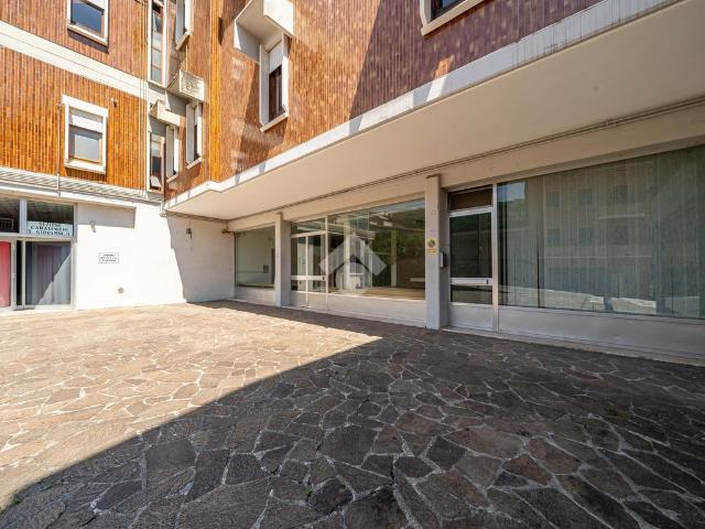 Negozio in vendita a San Giovanni Ilarione
