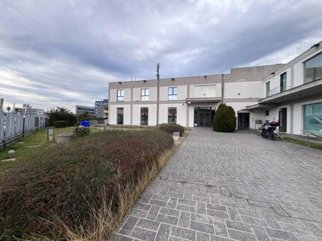 Negozio in vendita a San Giovanni Teatino