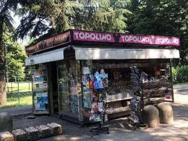Negozio in vendita a San Donato Milanese
