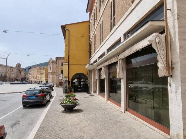 Negozio in vendita a San Severino Marche