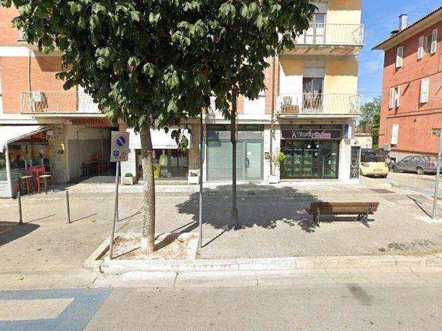 Negozio in vendita a San Severino Marche