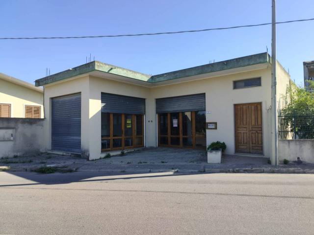 Negozio in vendita a Sanluri
