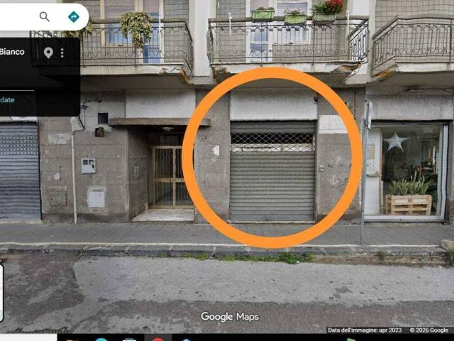 Negozio in vendita a Salerno