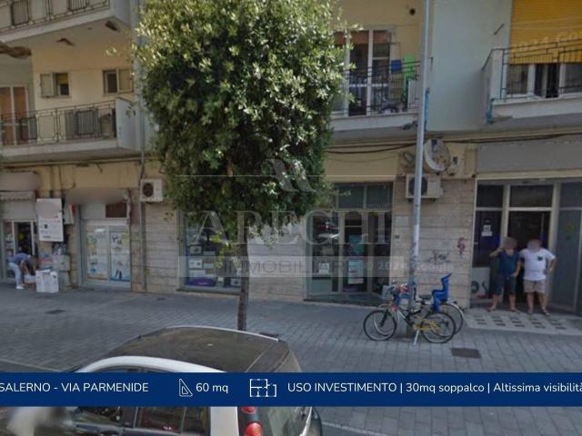 Negozio in vendita a Salerno